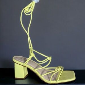 FAUX LEATHER LACE UP BLOCK HEEL 8.5 LEMON LIME